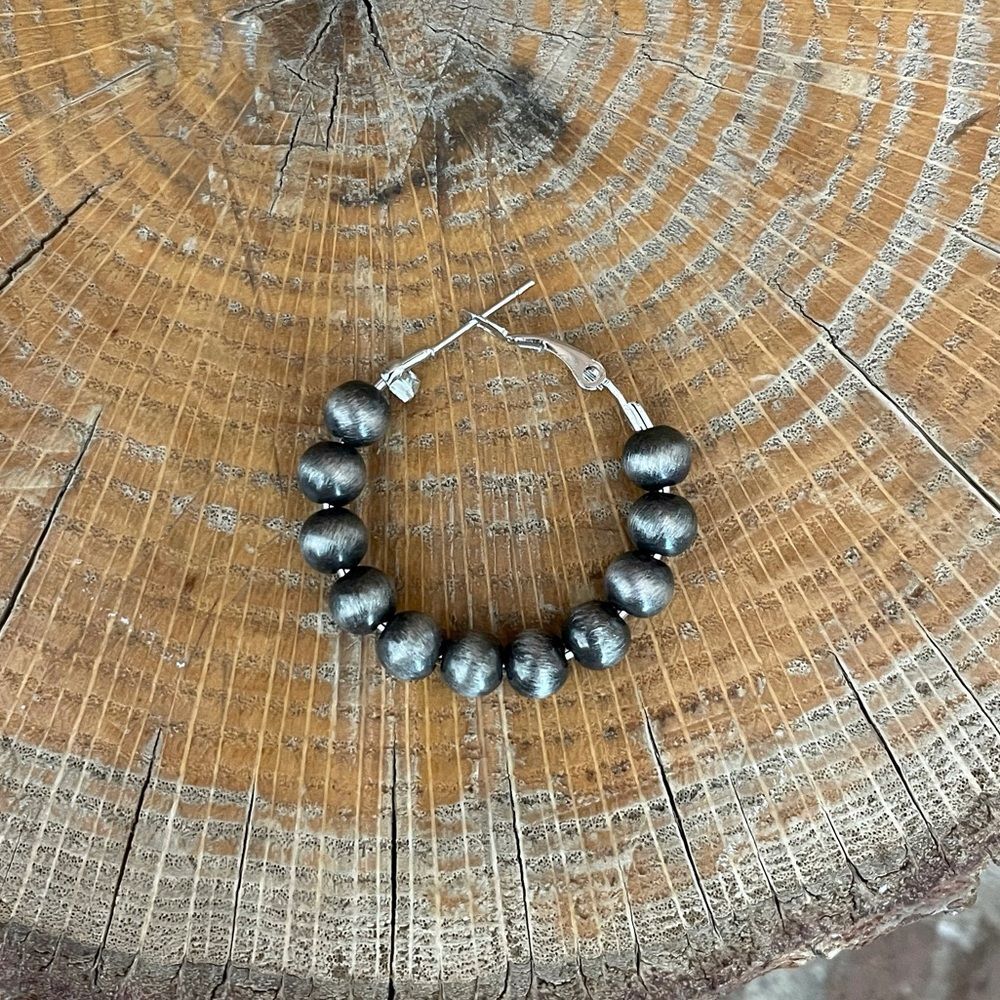 1 inch Navajo Style Pearl Hoop Earrings - Picture 2 of 2